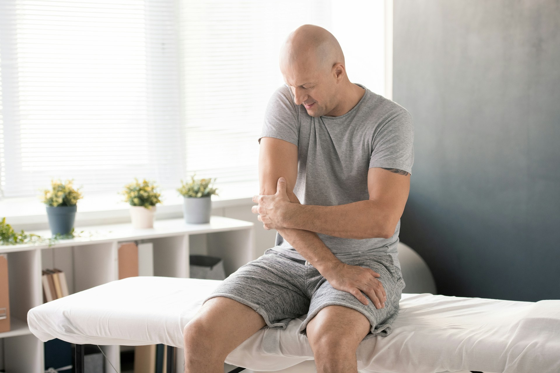 Why Physiotherapy Treatment Might Feel Different in Fall