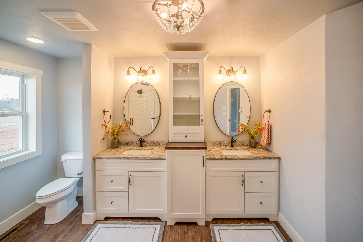 double vanity with storage in the center