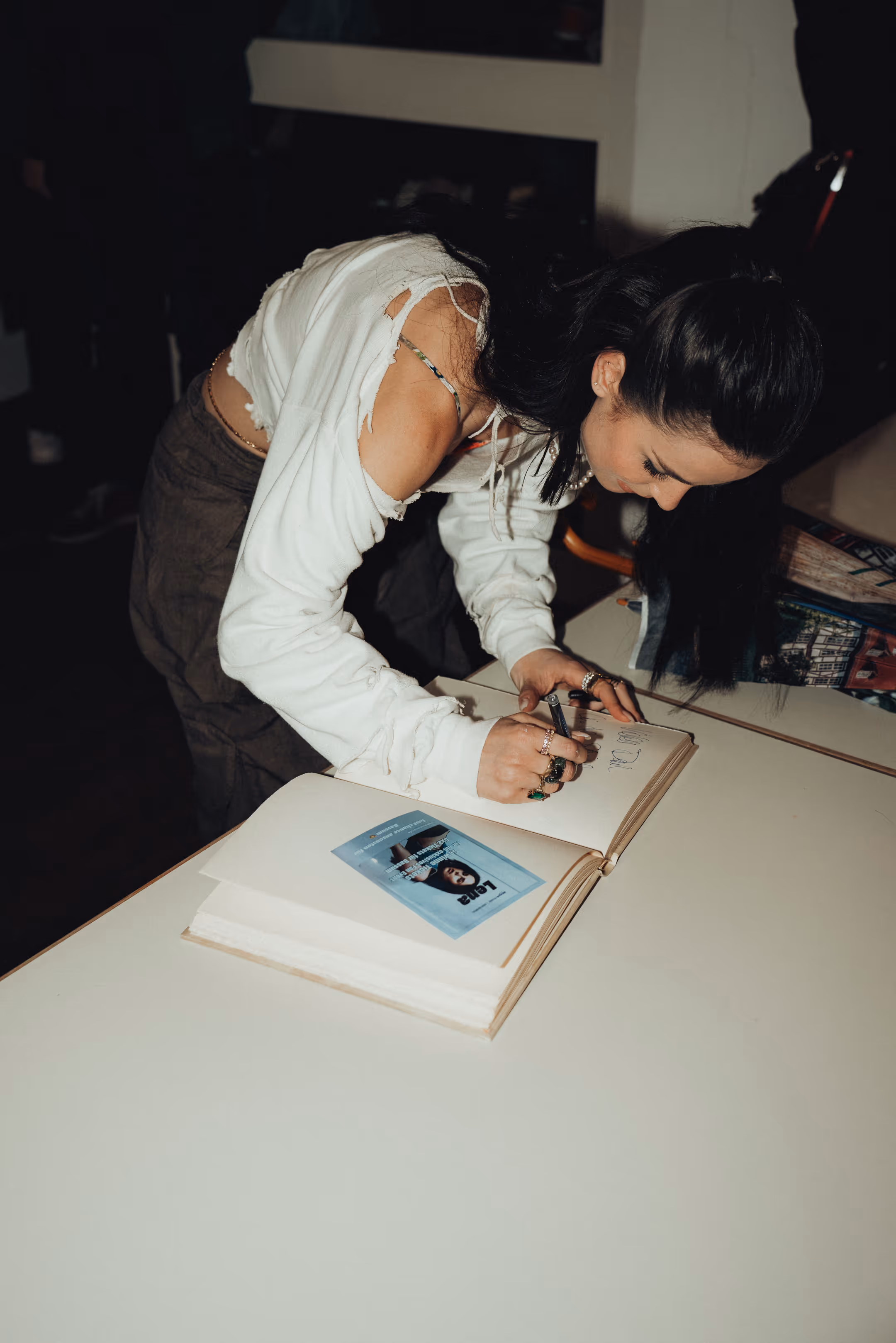 Lena bei der Signierstunde