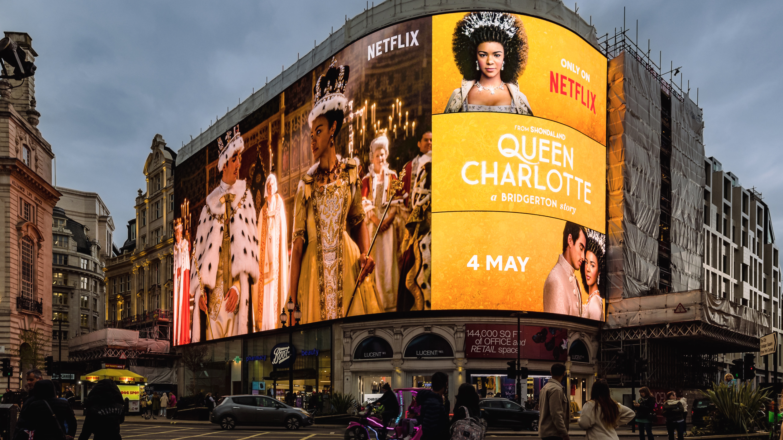 Piccadilly Lights_09.jpg