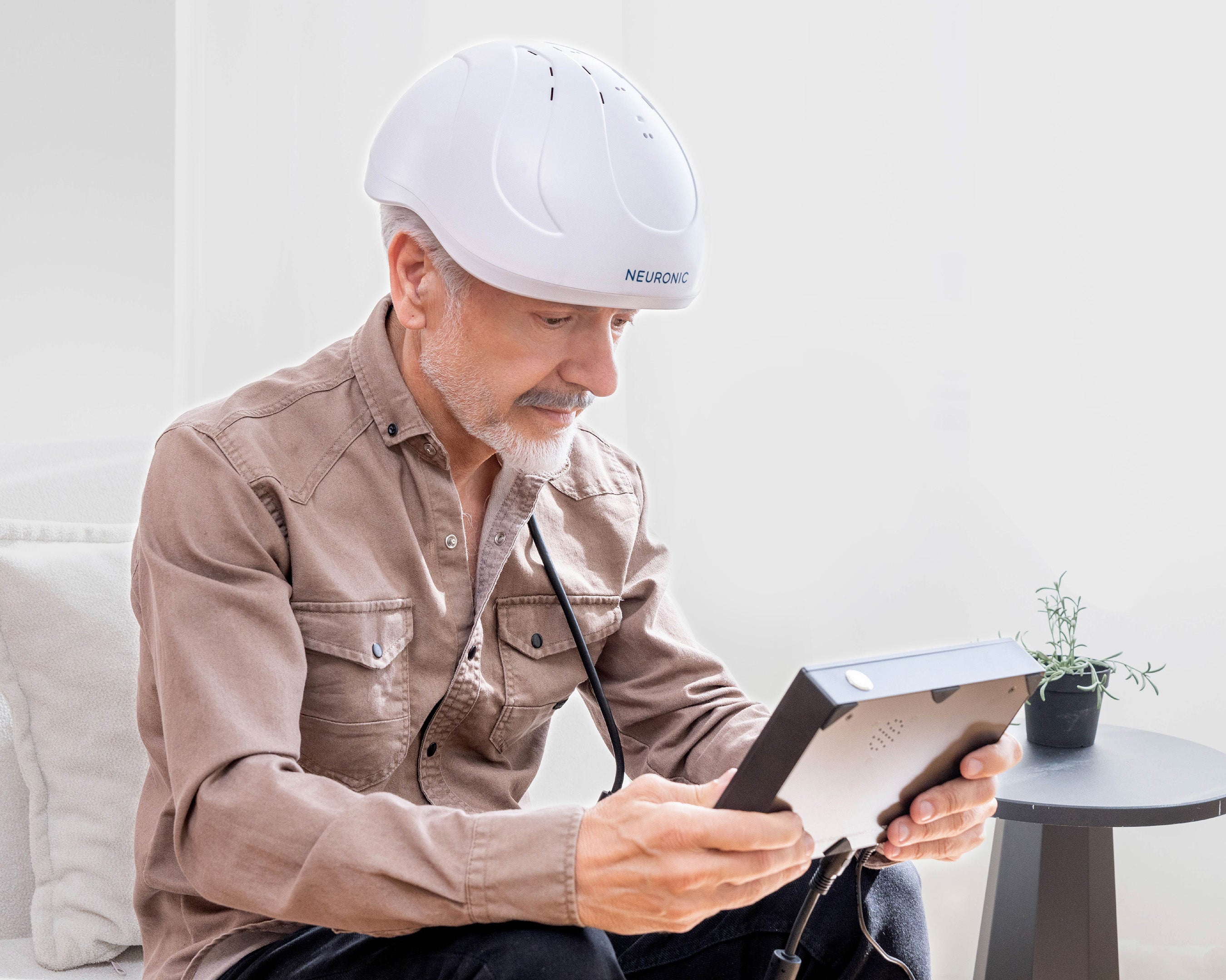 EarPollution イヤーポリューション Nerve Pipe Headphone ヘッドフォン - Toxic-Lime/Chrome (EP-NP-620 EarPollution イヤーポリューション Nerve Pipe Headphone