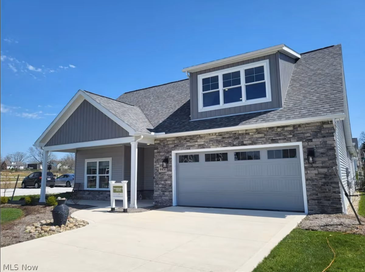 Charis Homes 1200x1200.png