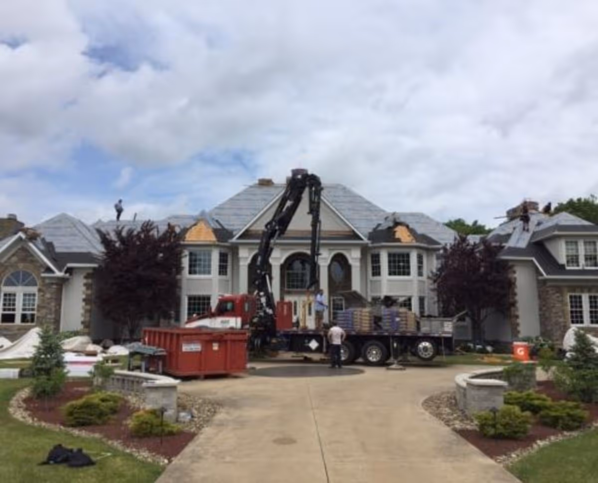 Henderson Roofing 1200x1200.jpeg