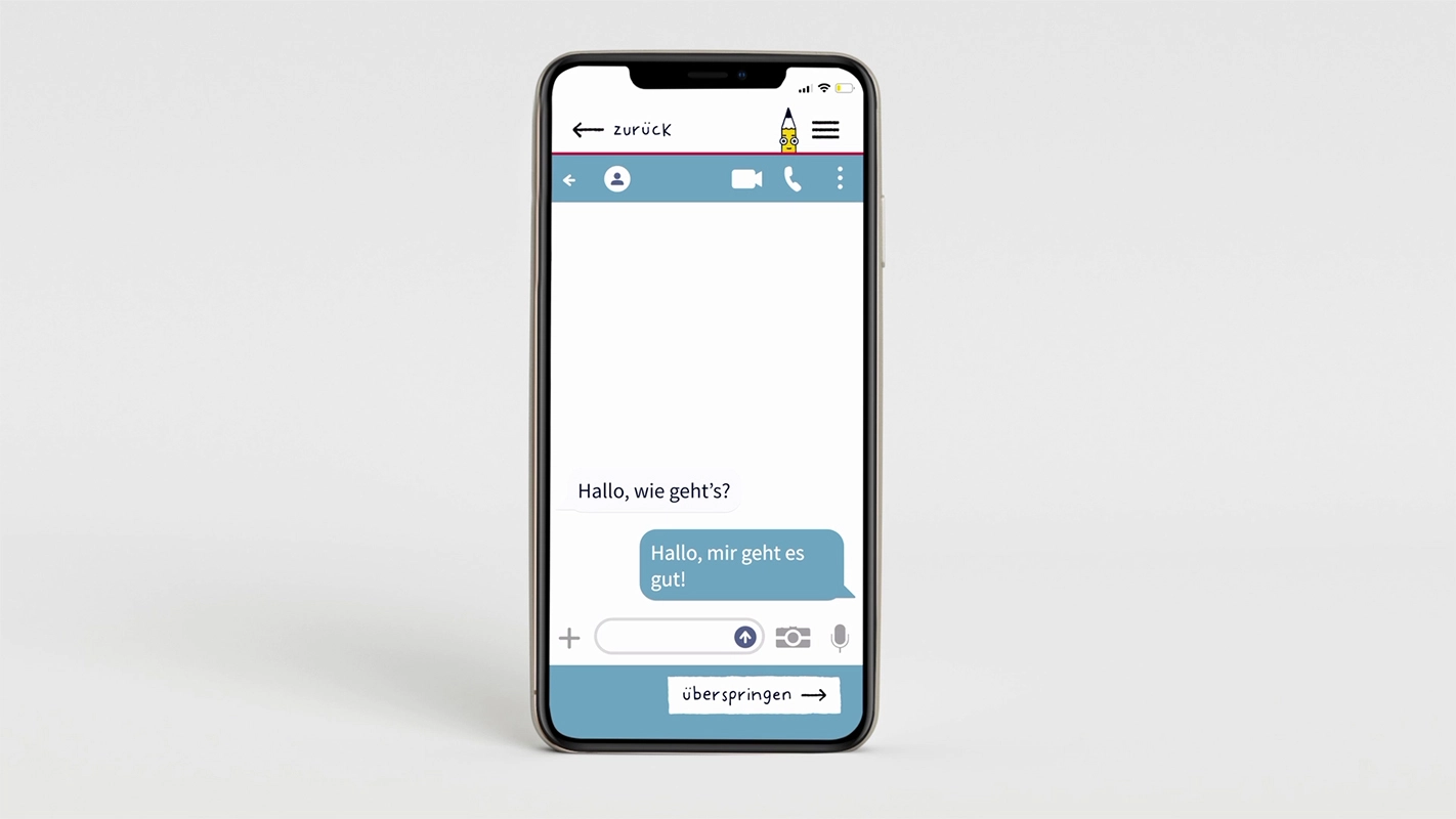 Erklärfilm der Filmproduktion Panda Pictures aus München und Ulm für Landesanstalt für Kommunikation. Ein Smartphone zeigt eine abgeschlossene Chat-Nachricht in der "Starthilfe" App, was den Fortschritt im Lernprozess visualisiert.