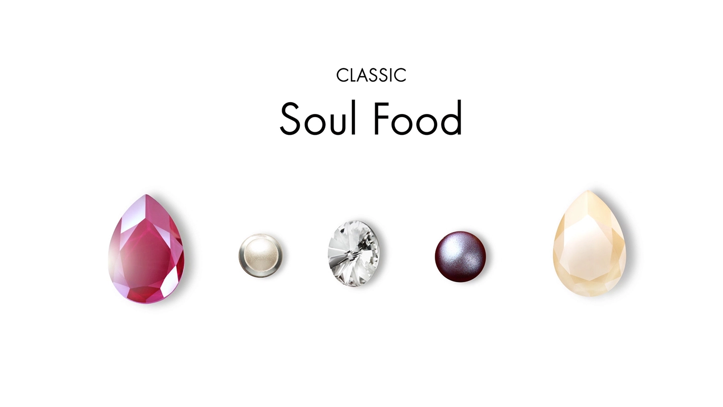 Filmproduktion Panda Pictures aus München und Ulm. Imagefilm von Swarovski. Fünf Kristalle und Perlen in verschiedenen Formen und Farben mit "CLASSIC Soul Food", klare Bildkomposition für ein Werbevideo.