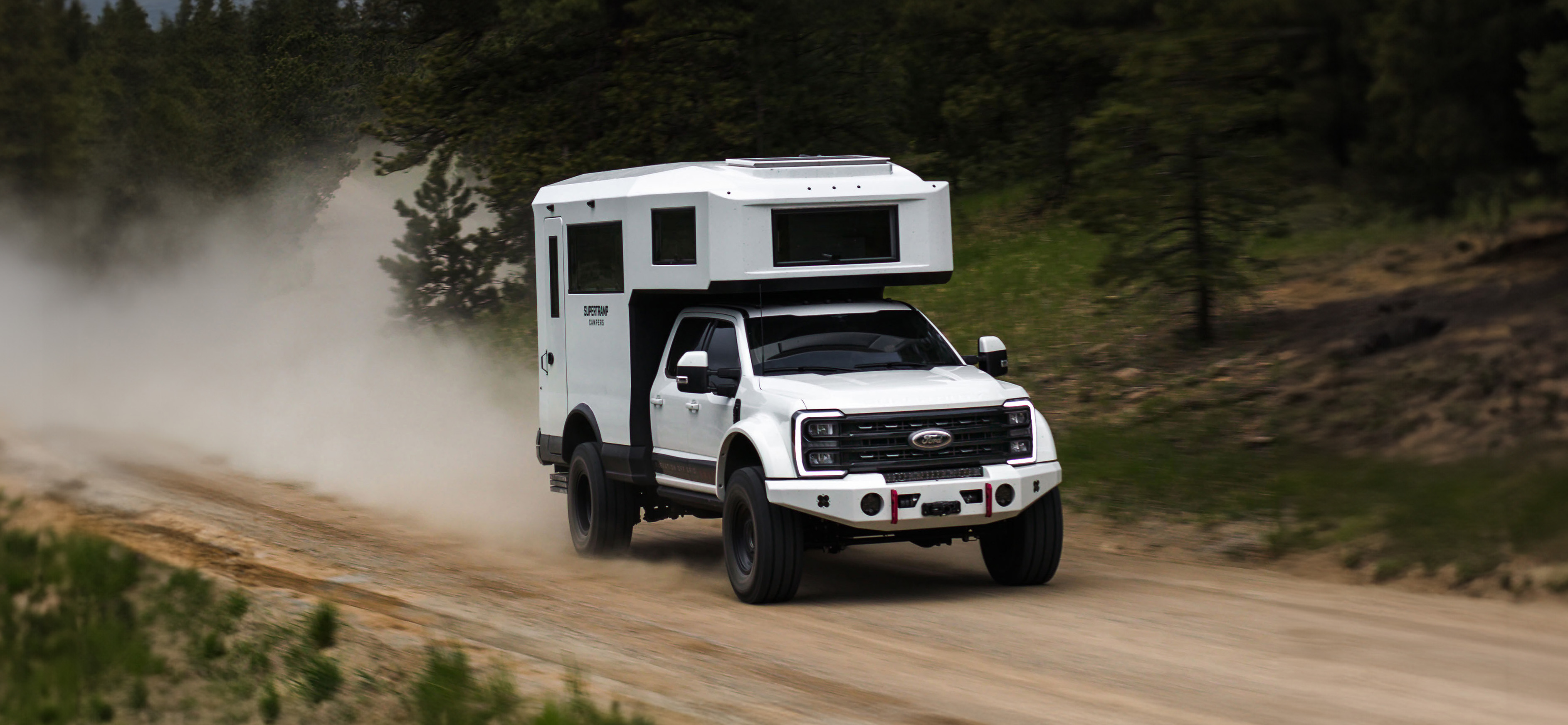 www.supertrampcampers.com