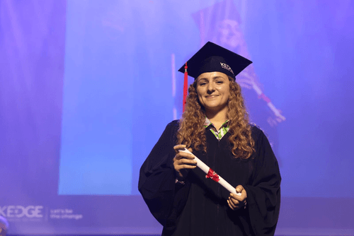 Laura fondatrice de Jaser diplômée