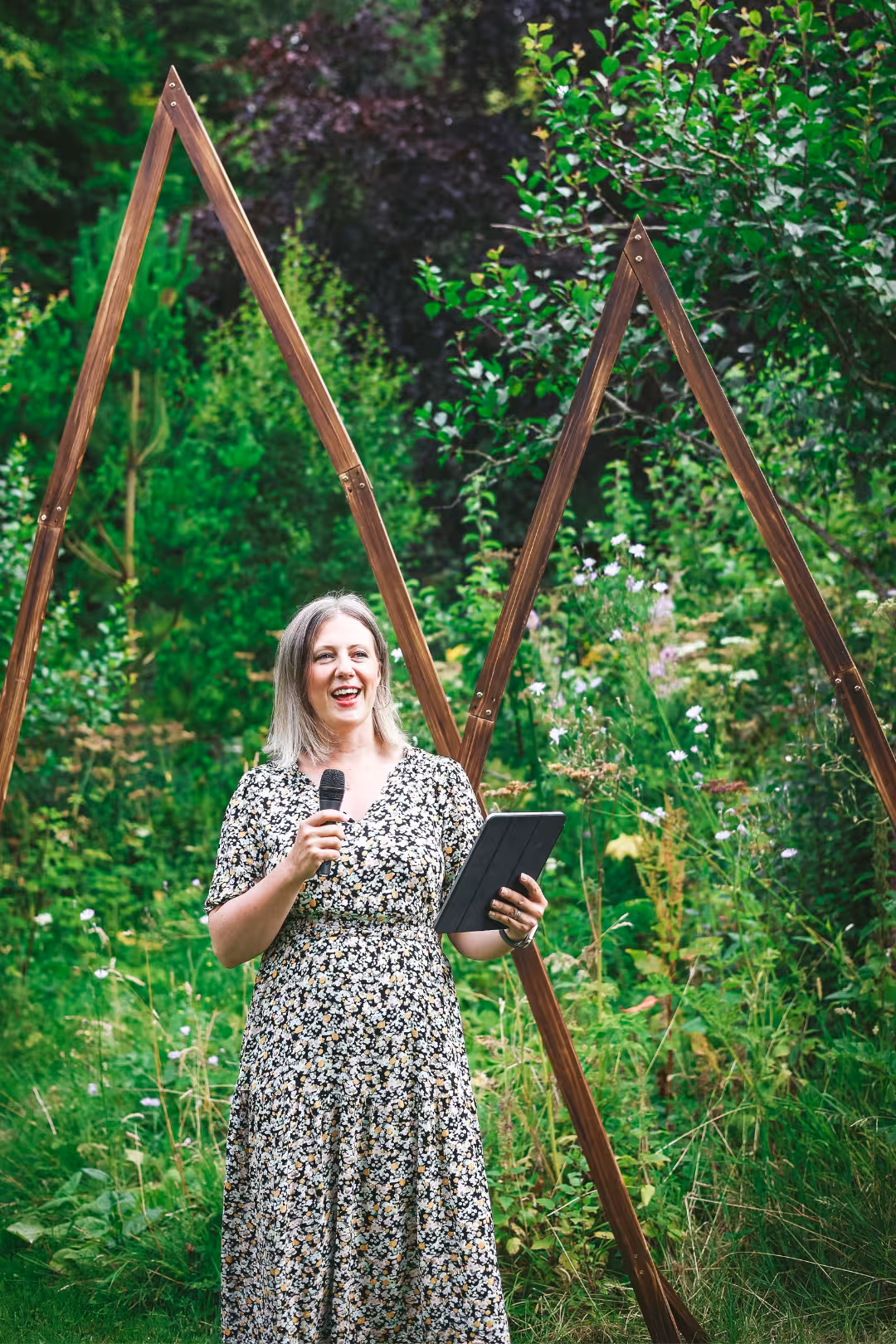 Modern & Unusual Wedding Readings for Your Ceremony