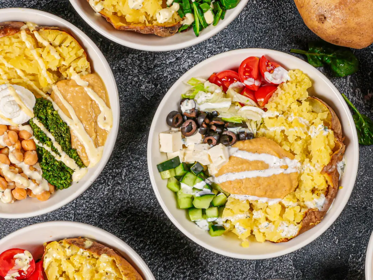 Main Horizontal Oval 02