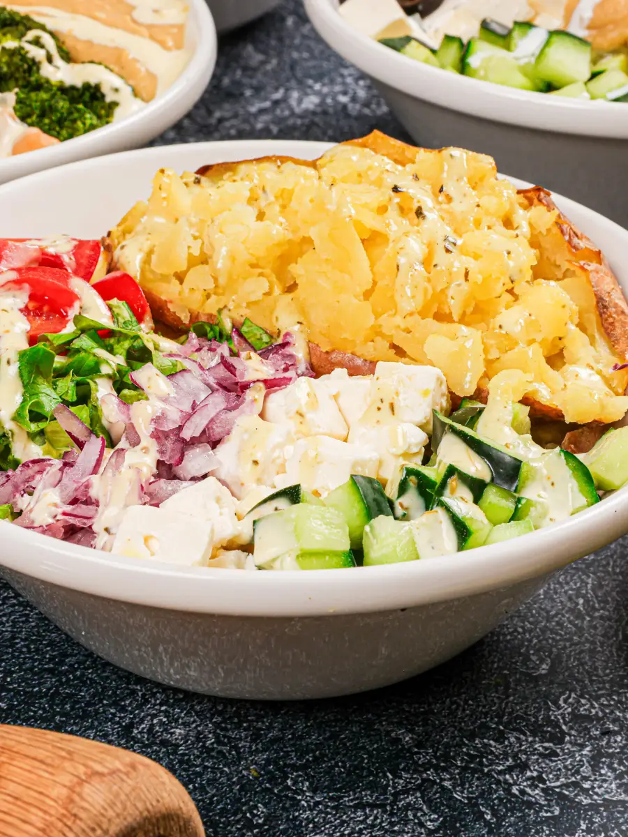 Main Vertical Oval 03