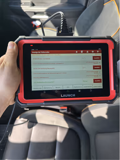 Der Reifenchecker ... der checkt das! Reifenmontage, Reifennotdienst, Reifenreparatur, Reifendepot, Neue Reifen, Gebraucht Reifen, Reifendepot für Werkstätten, Fuhrparklösungen für Ihr Unternehmen.