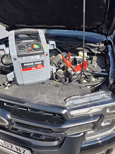 Der Reifenchecker ... der checkt das! Reifenmontage, Reifennotdienst, Reifenreparatur, Reifendepot, Neue Reifen, Gebraucht Reifen, Reifendepot für Werkstätten, Fuhrparklösungen für Ihr Unternehmen.