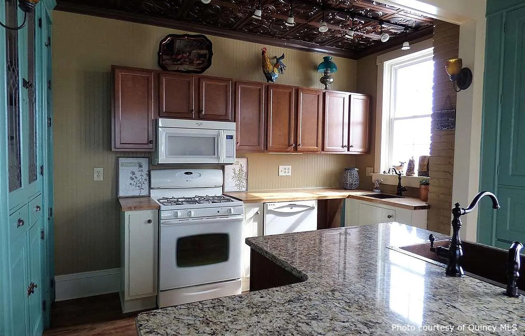 Emminga Residence, a beautiful historic home in Golden, IL, designed by architect George F. Barber.