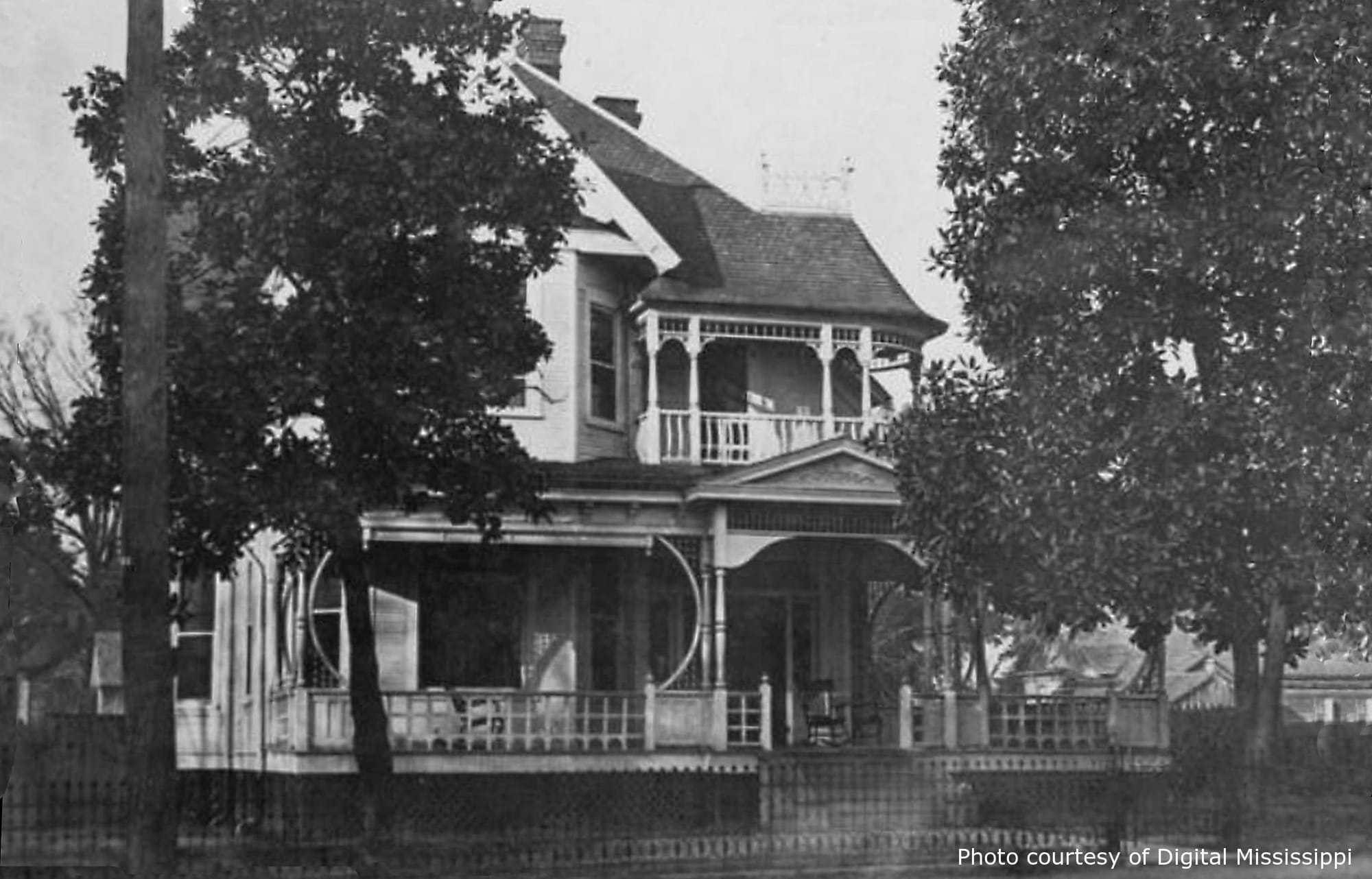 Alexander Residence, a beautiful historic home in Canton, MS, designed by architect George F. Barber.