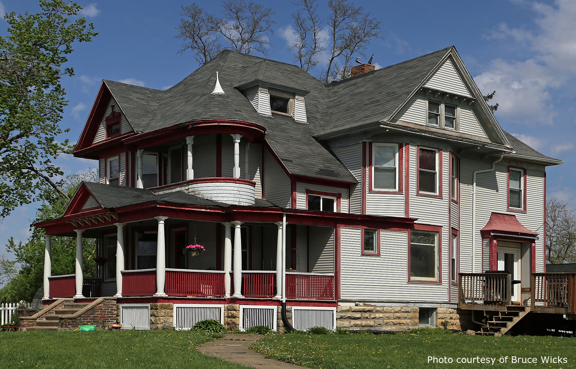 Unknown Residence, a beautiful historic home in Vinton, IA, designed by architect George F. Barber.