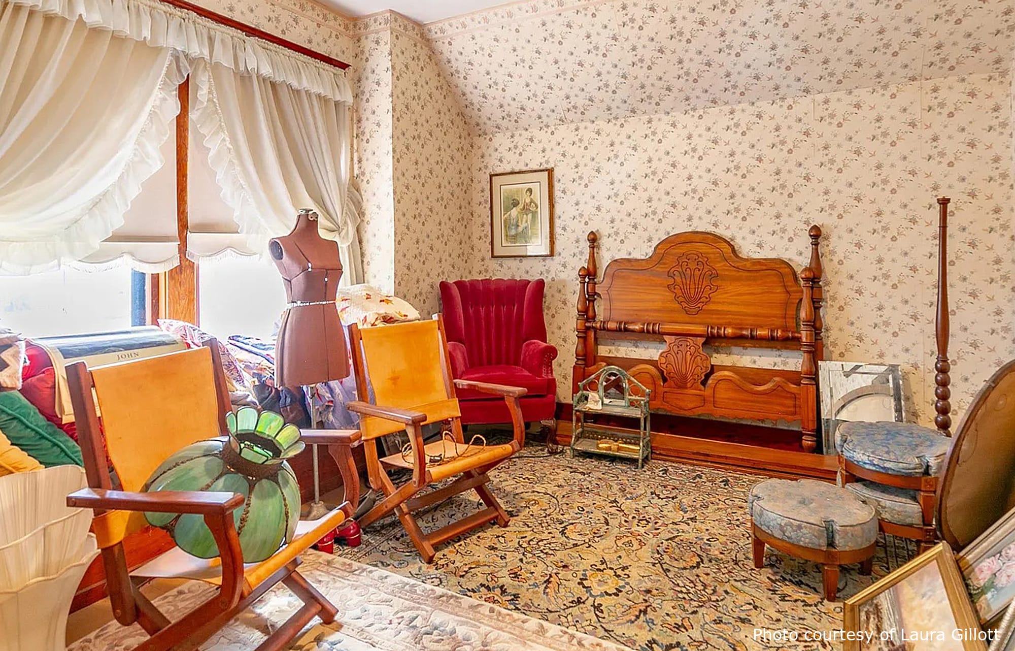 Crandall Residence, a beautiful historic home in Lebanon, OR, designed by architect George F. Barber.