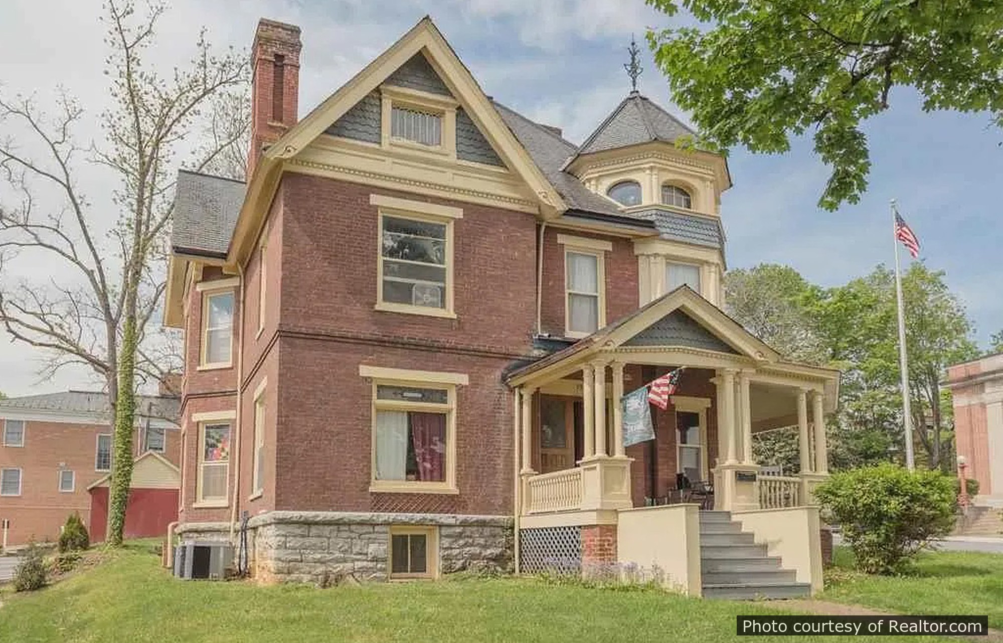 Unknown Residence, a historic home located in Lexington, VA designed by architect George F. Barber.