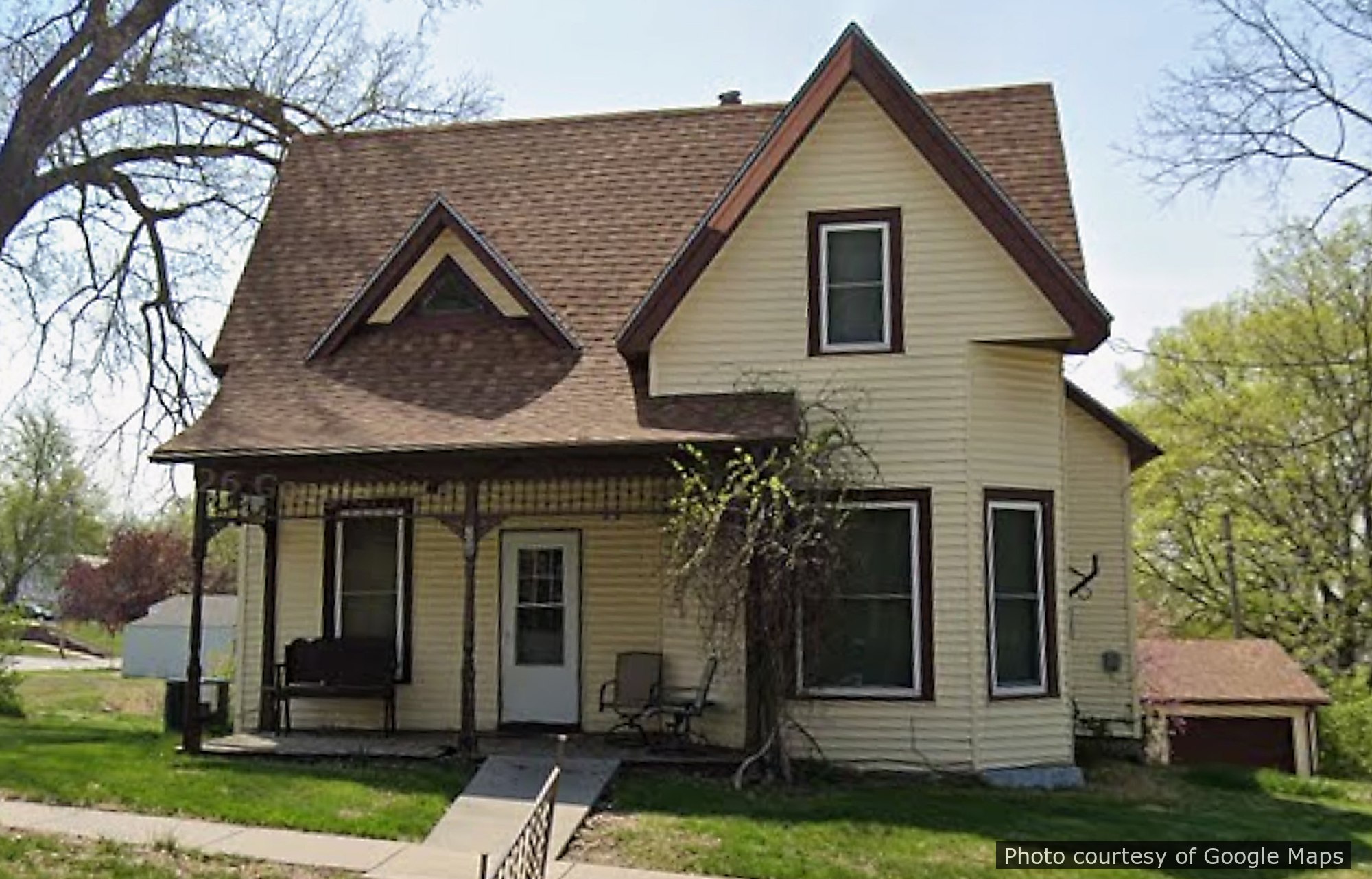 Unknown Residence, a historic home located in Sidney, IA designed by architect George F. Barber.