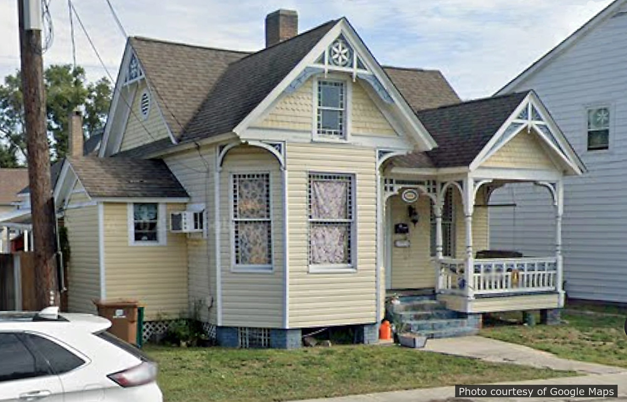 DuKate Residence, a historic home located in Biloxi, MS designed by architect George F. Barber.