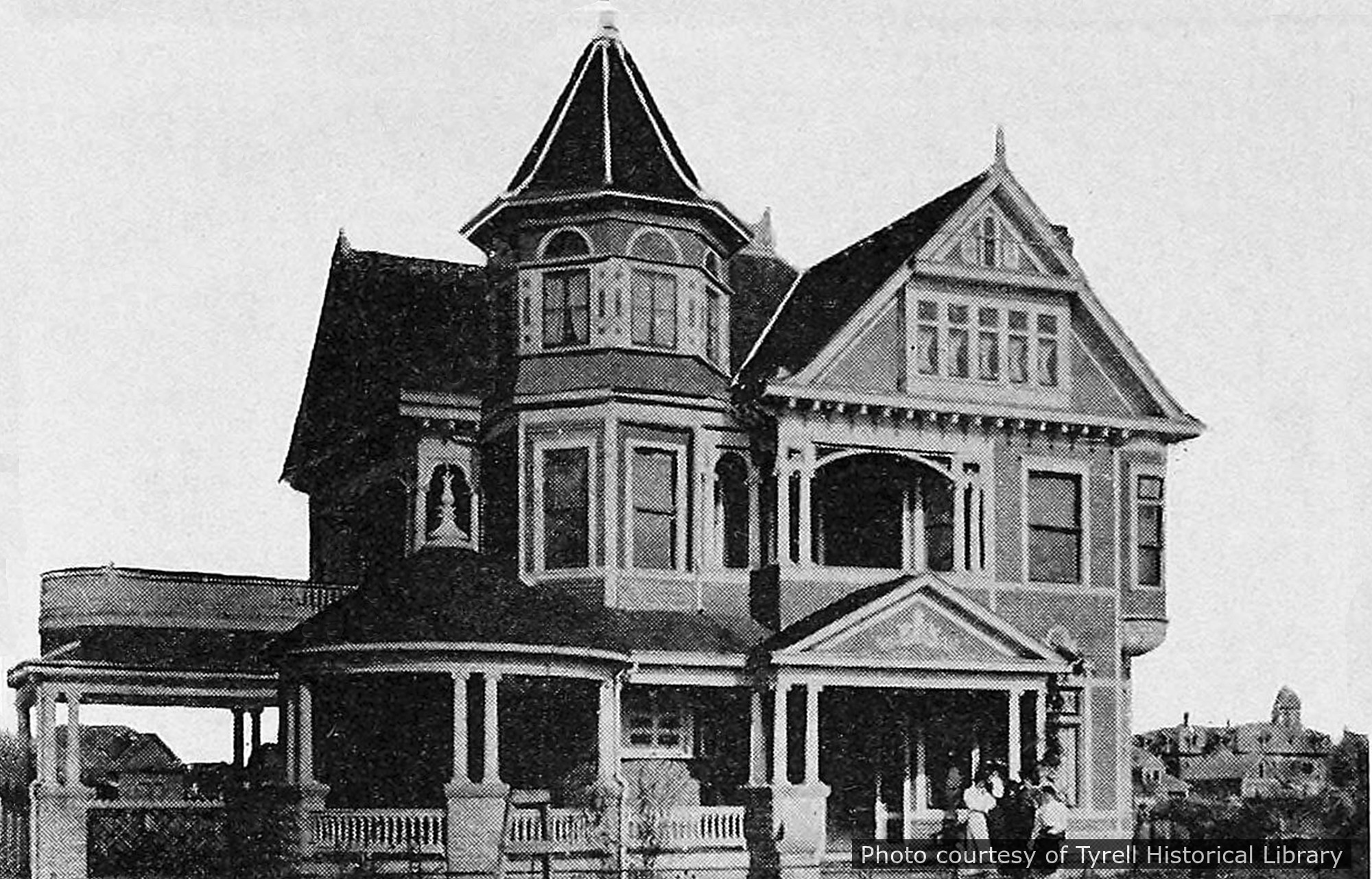 Greeves Residence, a historic home located in Beaumont, TX designed by architect George F. Barber.