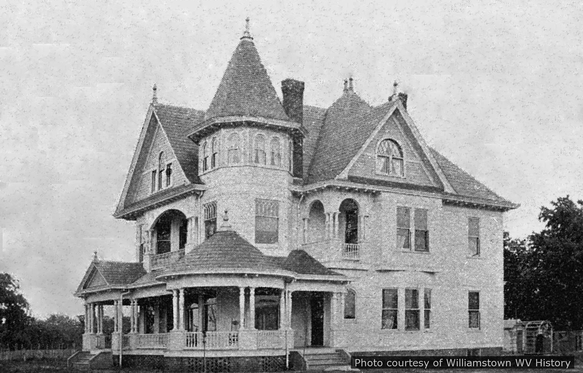 Dowling Residence, a historic home located in Williamstown, WV designed by architect George F. Barber.