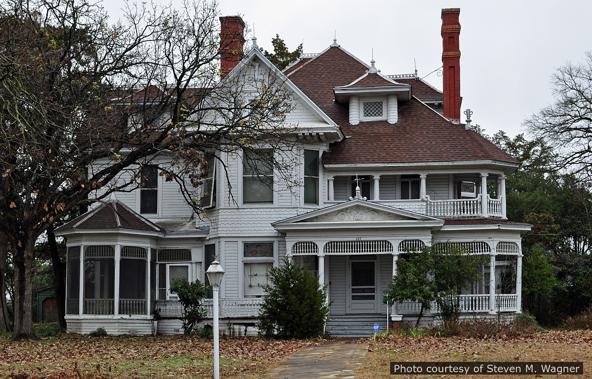 Robinson Residence, a historic home located in Marlin, TX designed by architect George F. Barber.