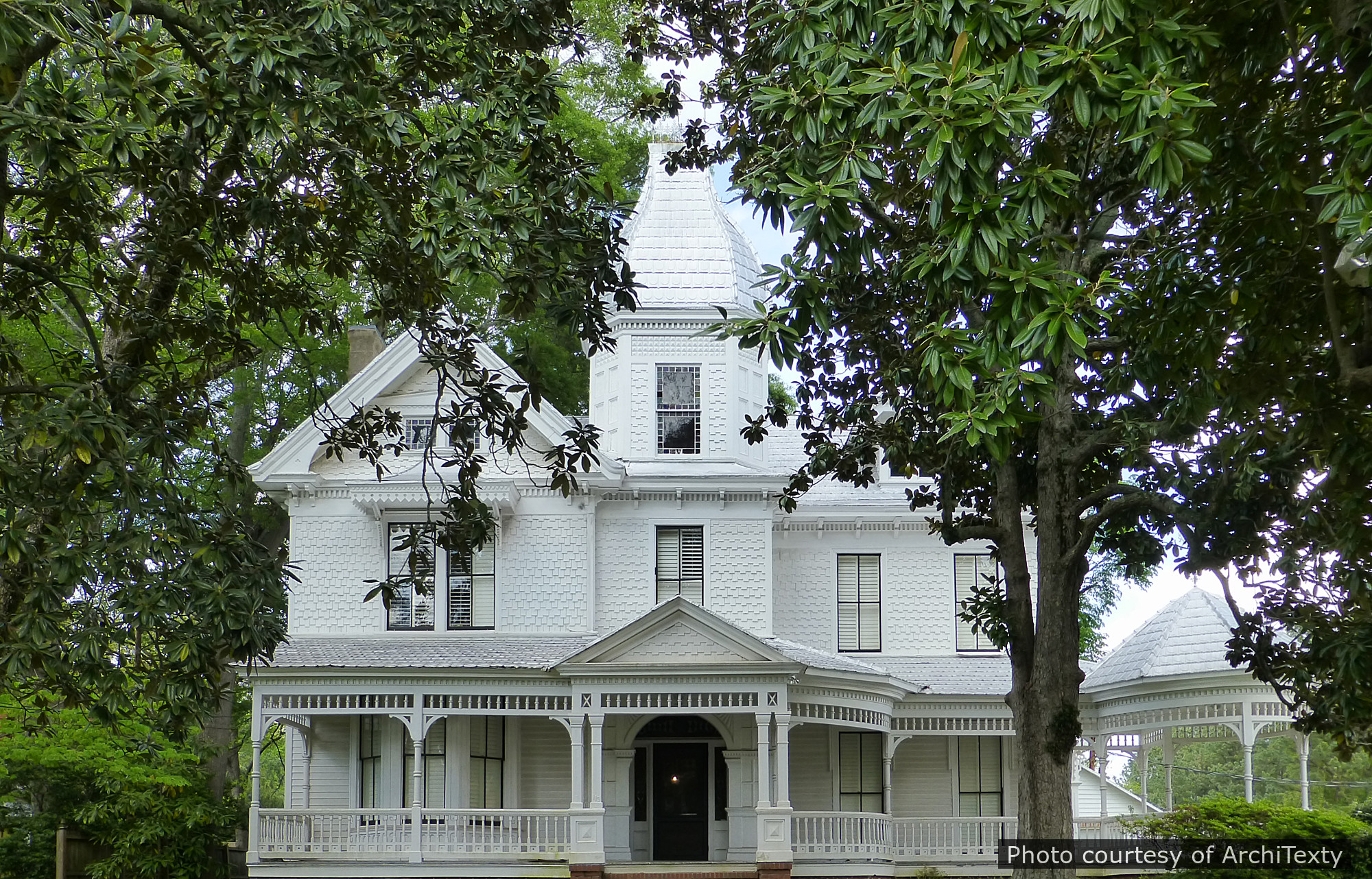 Unknown Residence, a historic home located in Washington, GA designed by architect George F. Barber.