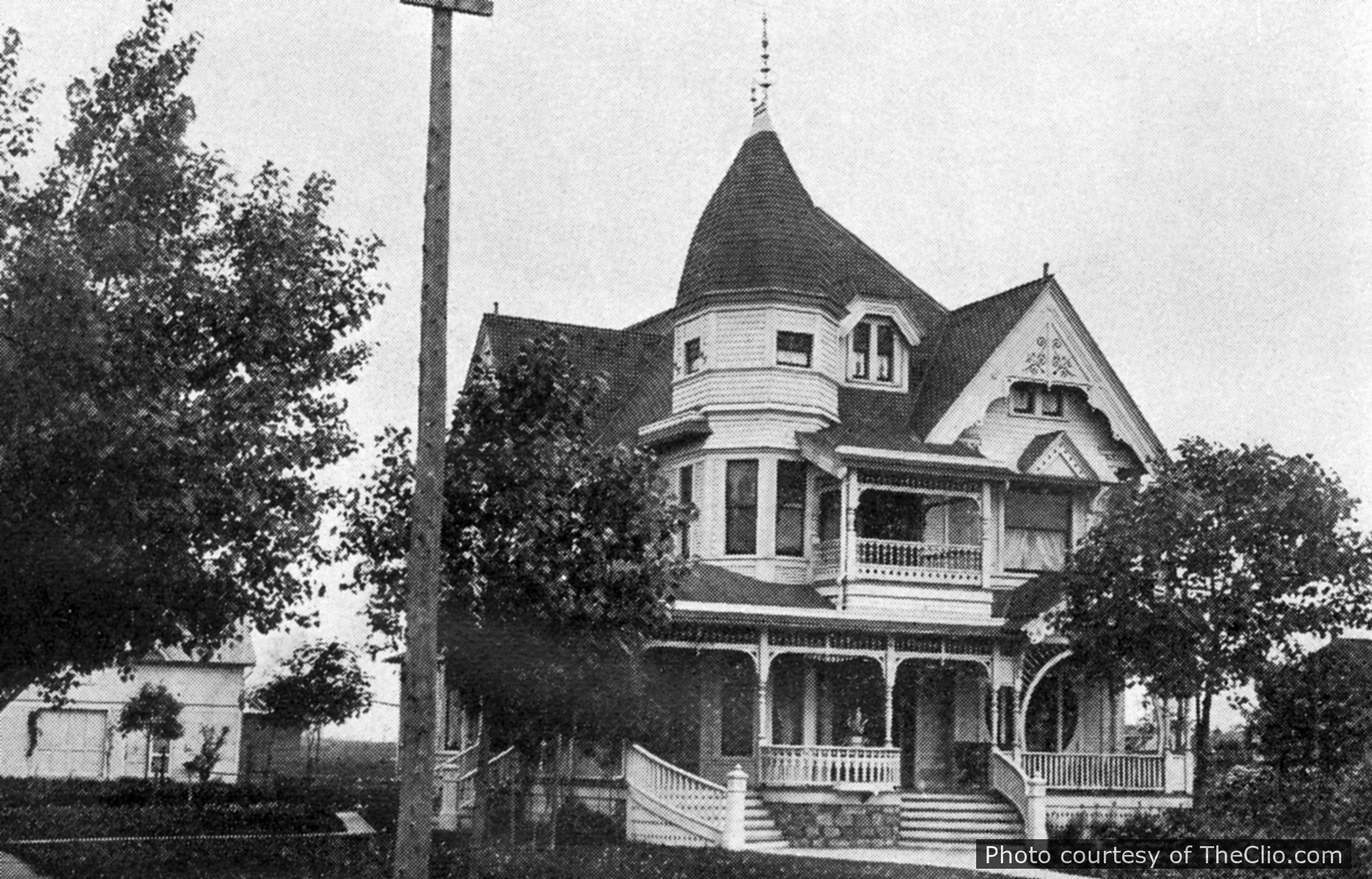 Comstock Residence, a historic home located in Gaylord, MI designed by architect George F. Barber.