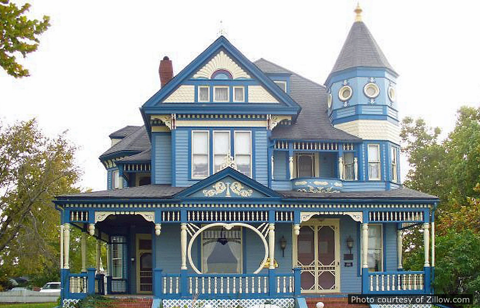Ray Residence, a historic home located in Gallatin, MO designed by architect George F. Barber.