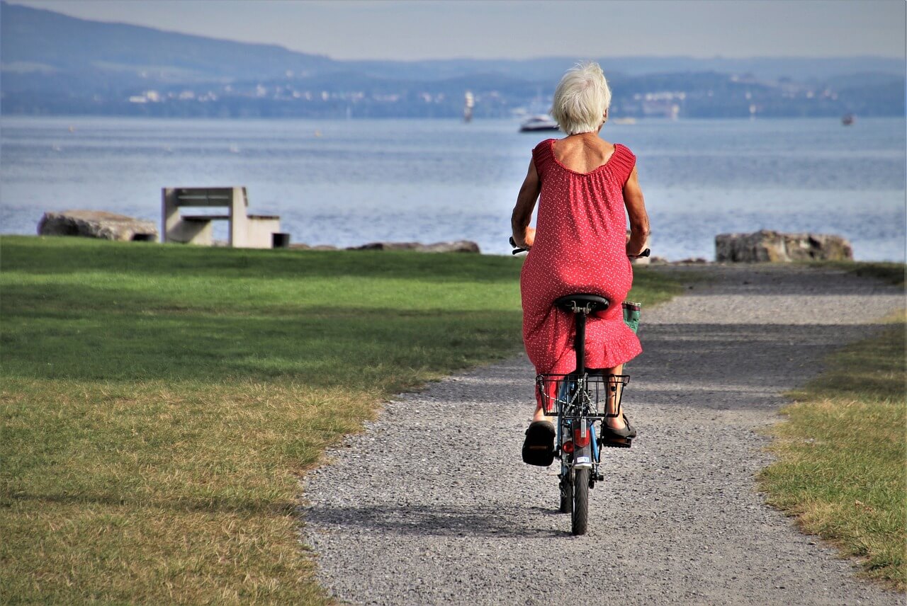 Common Traits of Super-Agers