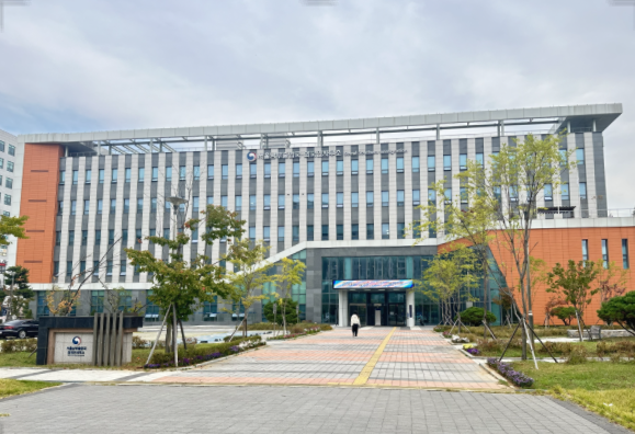 영주비자 심사 기간이 예전 6~7개월에서 1년 이상으로 길어진 안내