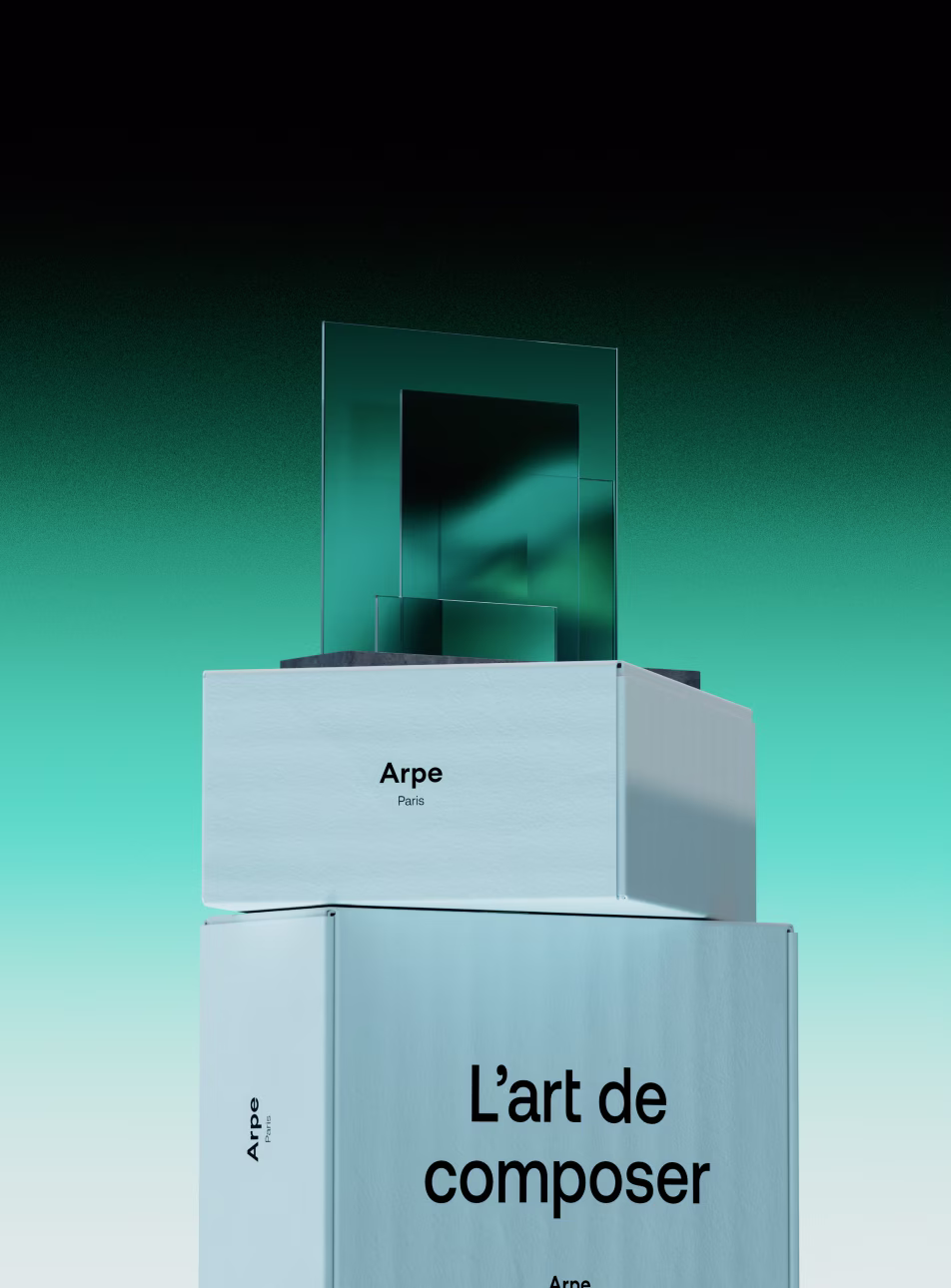 Stacked minimalist boxes labeled 'Arpe Paris' and 'L’art de composer' with transparent glass panels on top against a gradient green background.