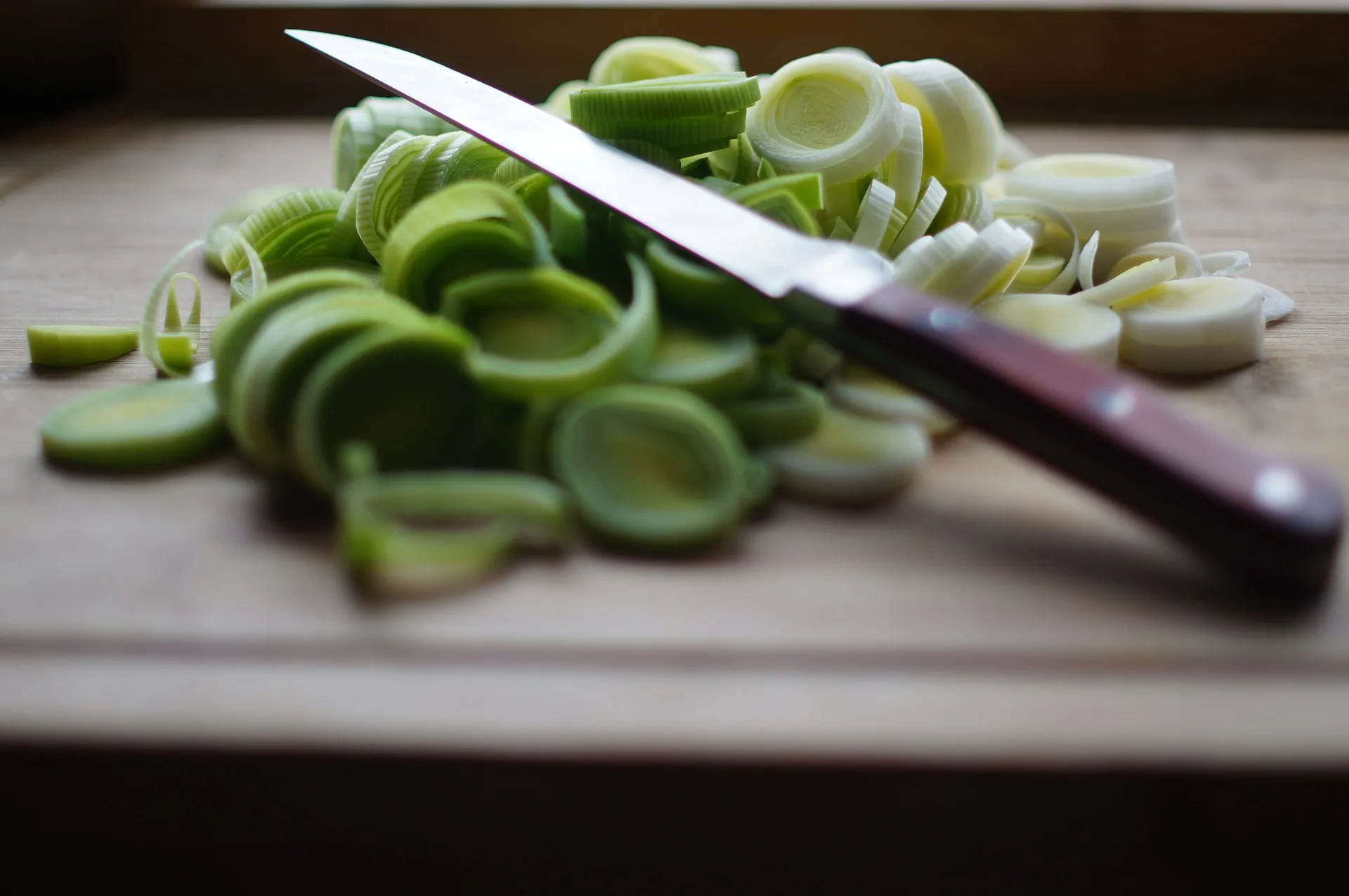 cutting-vegetables-homemade
