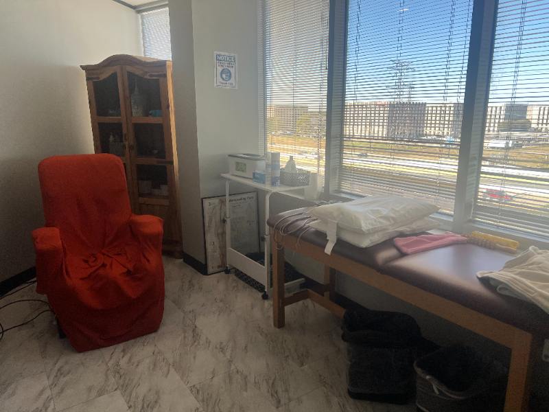 Complete Care Clinic team providing rehabilitation services in North Houston Texas