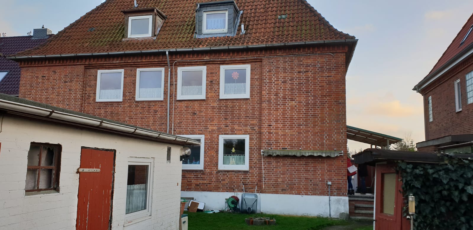 Straßenansicht