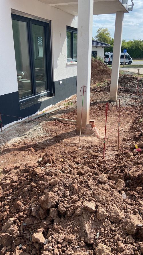 Roboty przygotowawcze przy układaniu kostki brukowej GRbud