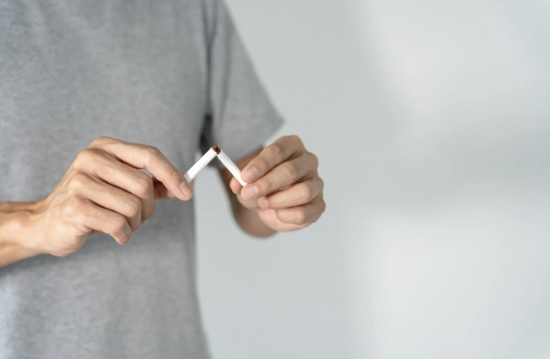 famous people who dip tobacco All the Celebrities Who Quit Smoking & How They Did It