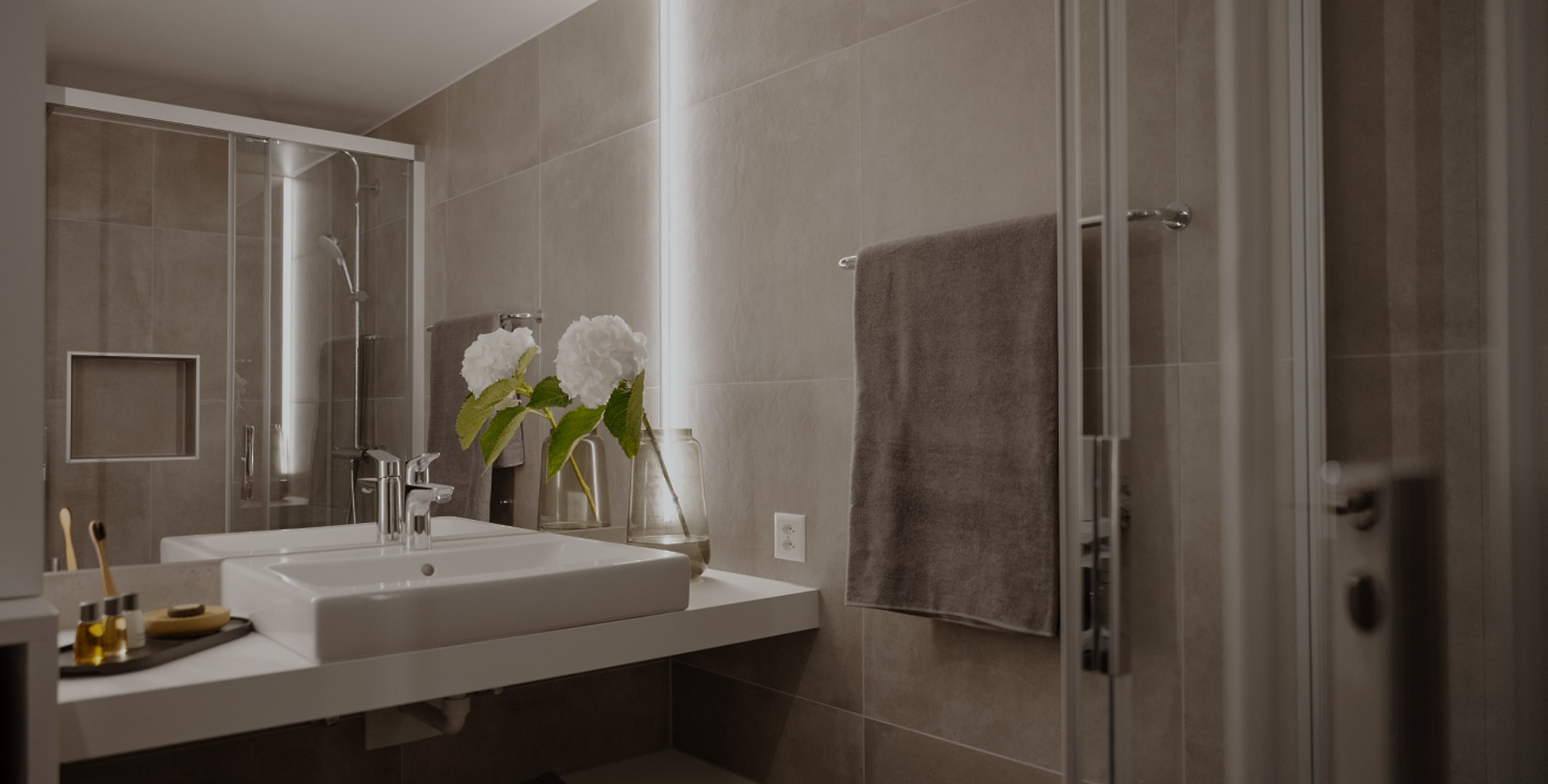 Private Mini Apartments – cover image, mockup