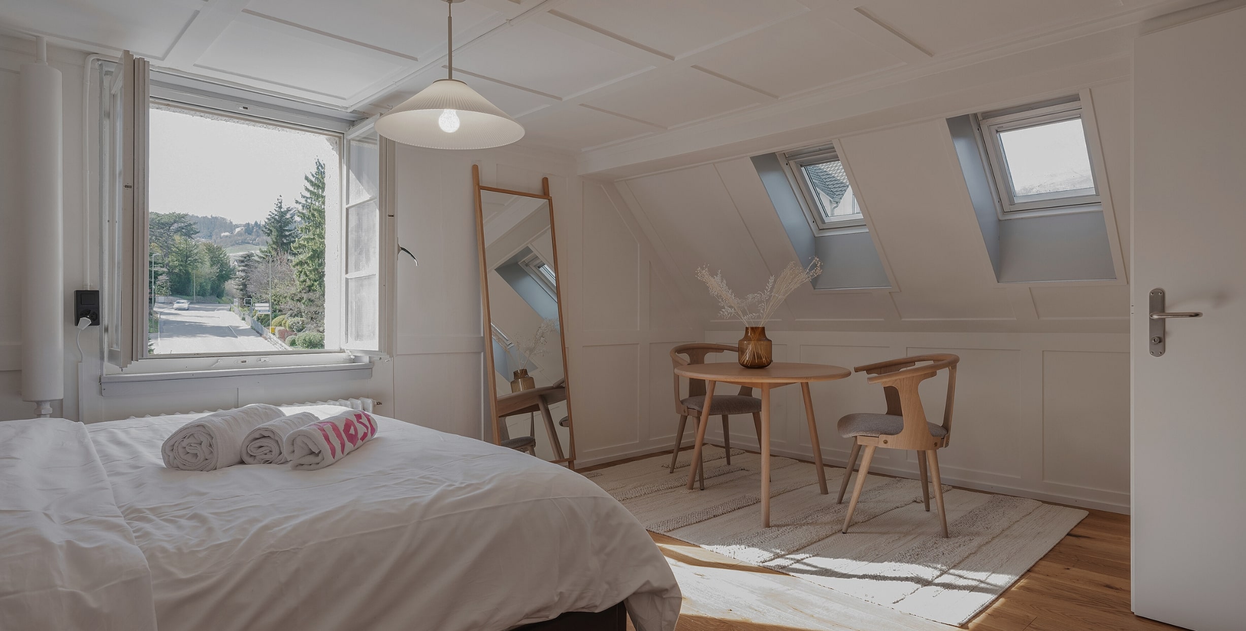 Co-Living Space – cover image, mockup