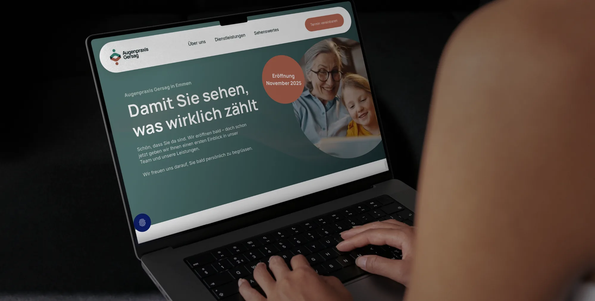 Augenpraxis Gersag – website on a laptop with the claim “Damit Sie sehen, was wirklich zählt”