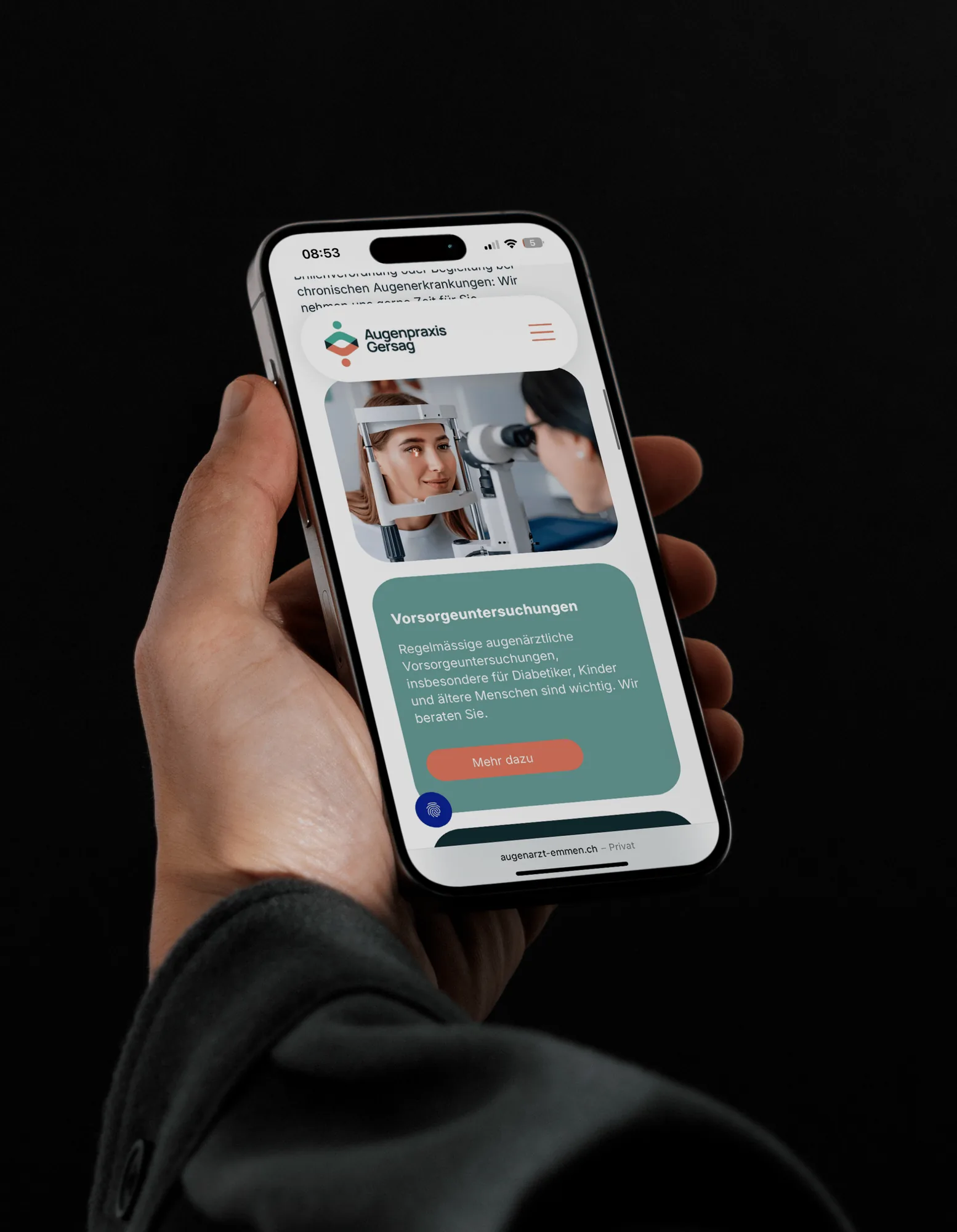 Augenpraxis Gersag – website on a smartphone showing the preventive check-up section