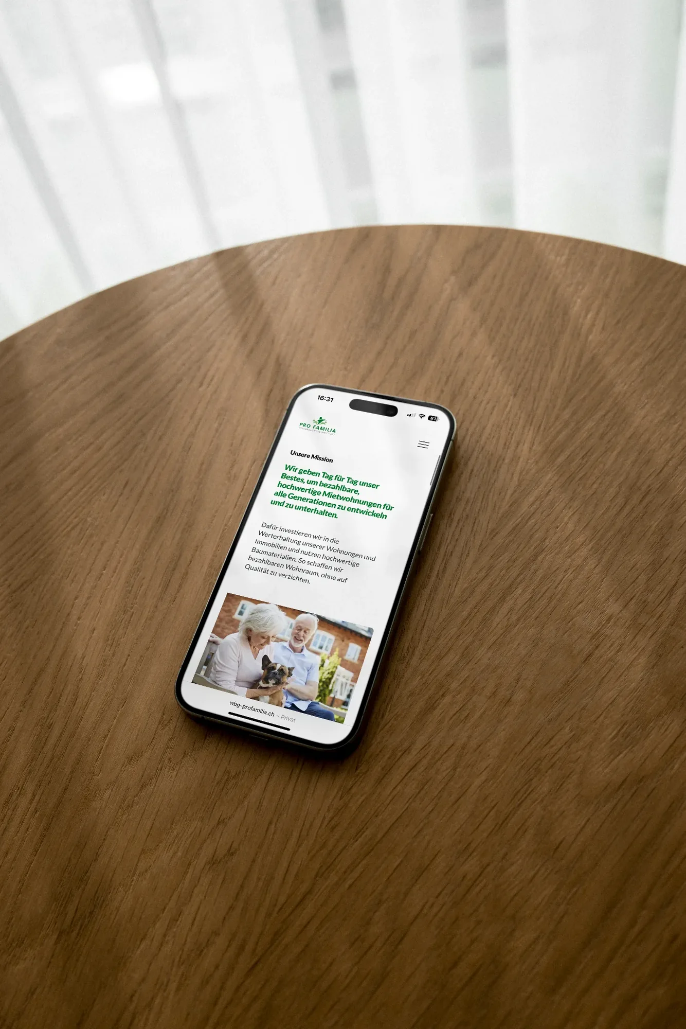 WBG Pro Familia Arbon – website on a smartphone, mockup