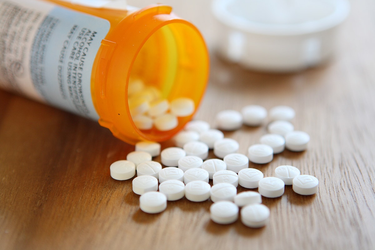 A visual guide on preventing Vicodin addiction from prescribed use.