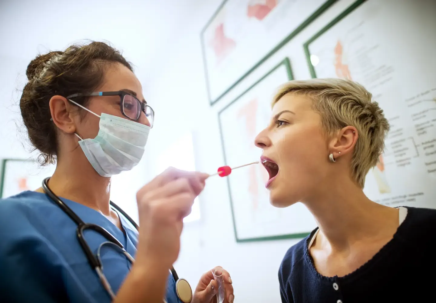 Different types of drug tests used to detect oxycodone.