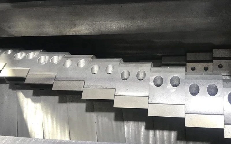 Crusher blades assembled on plastic recycling machine