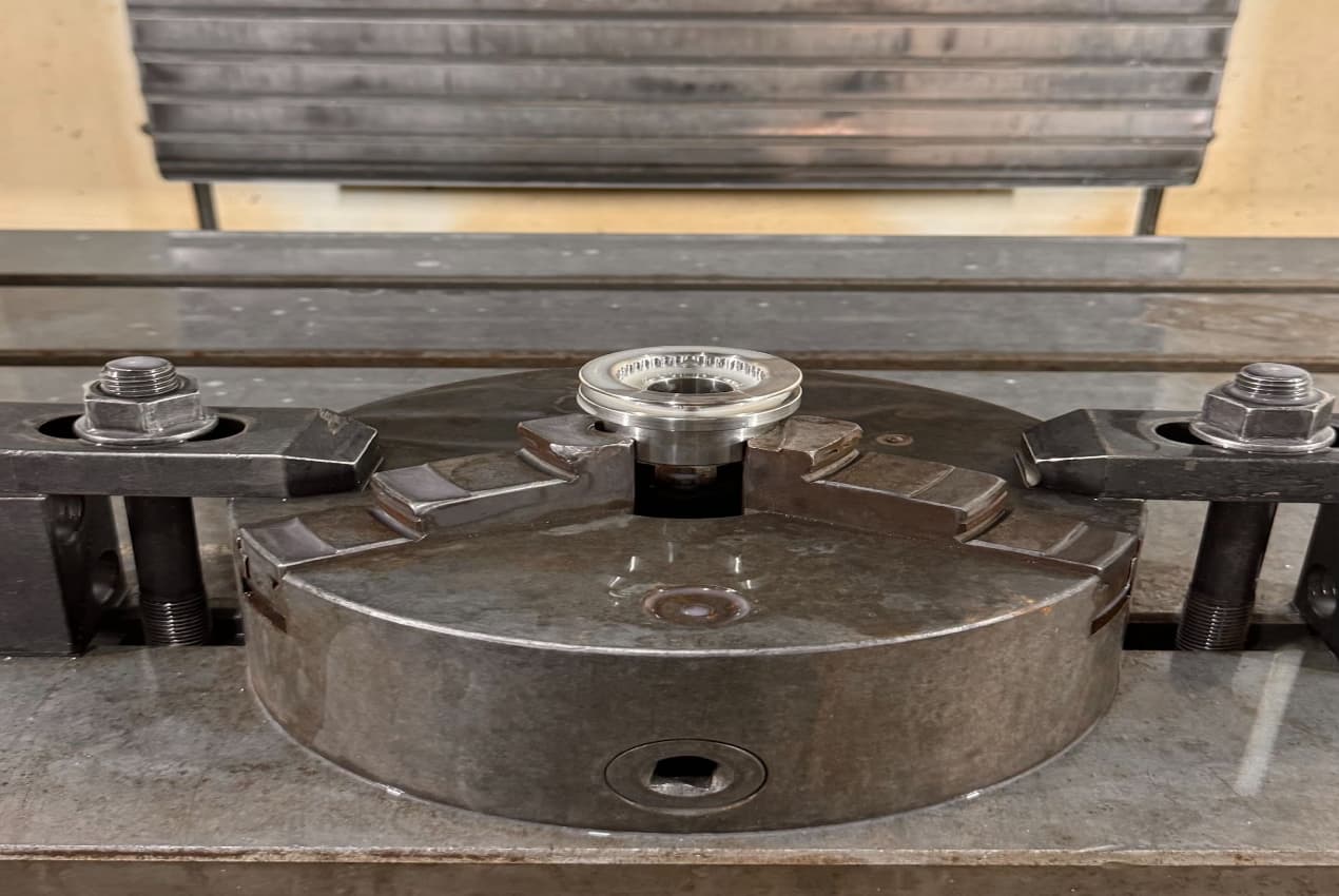 تفريز CNC دقيق للفولاذ المقاوم للصدأ