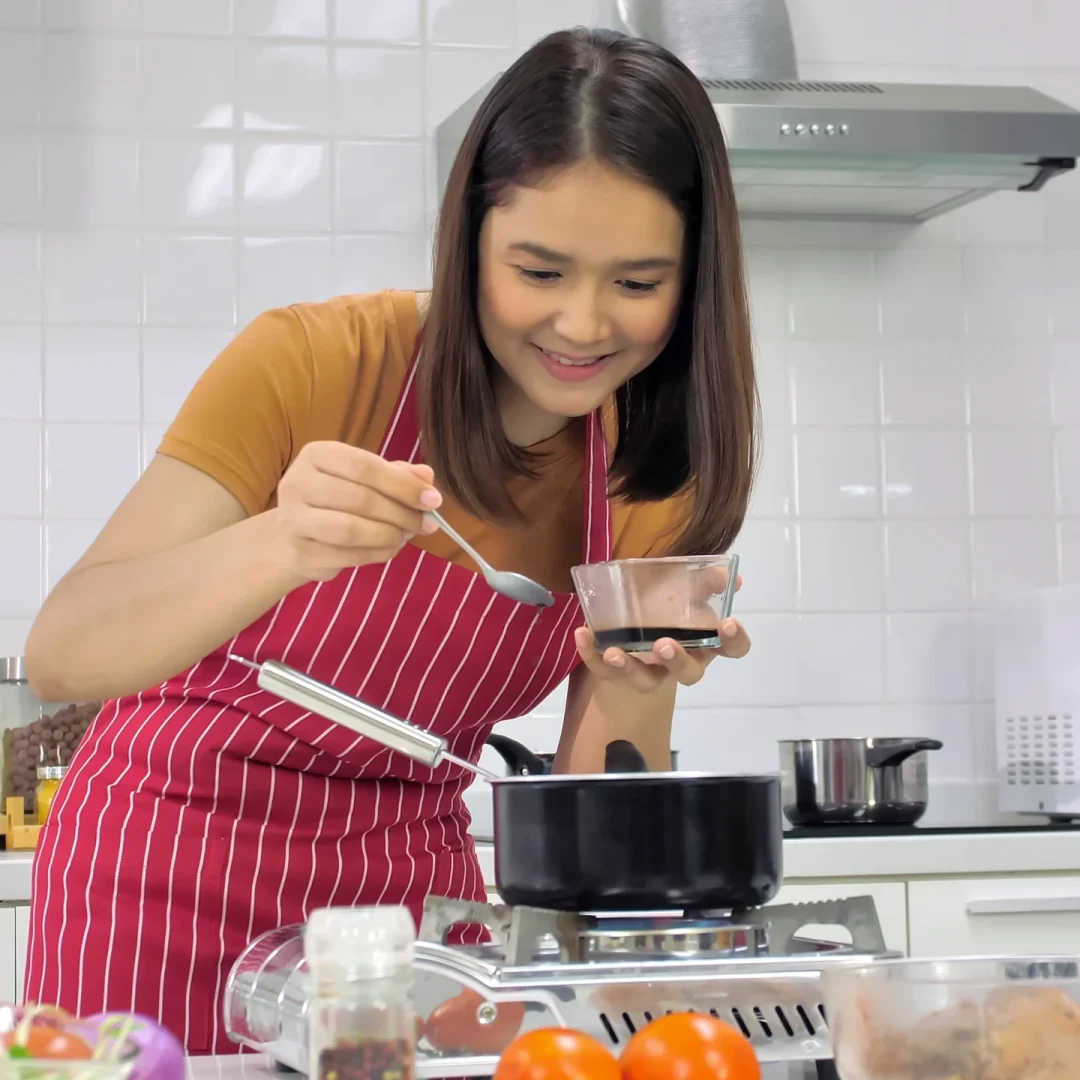 Salad dengan dressing cuka nanas