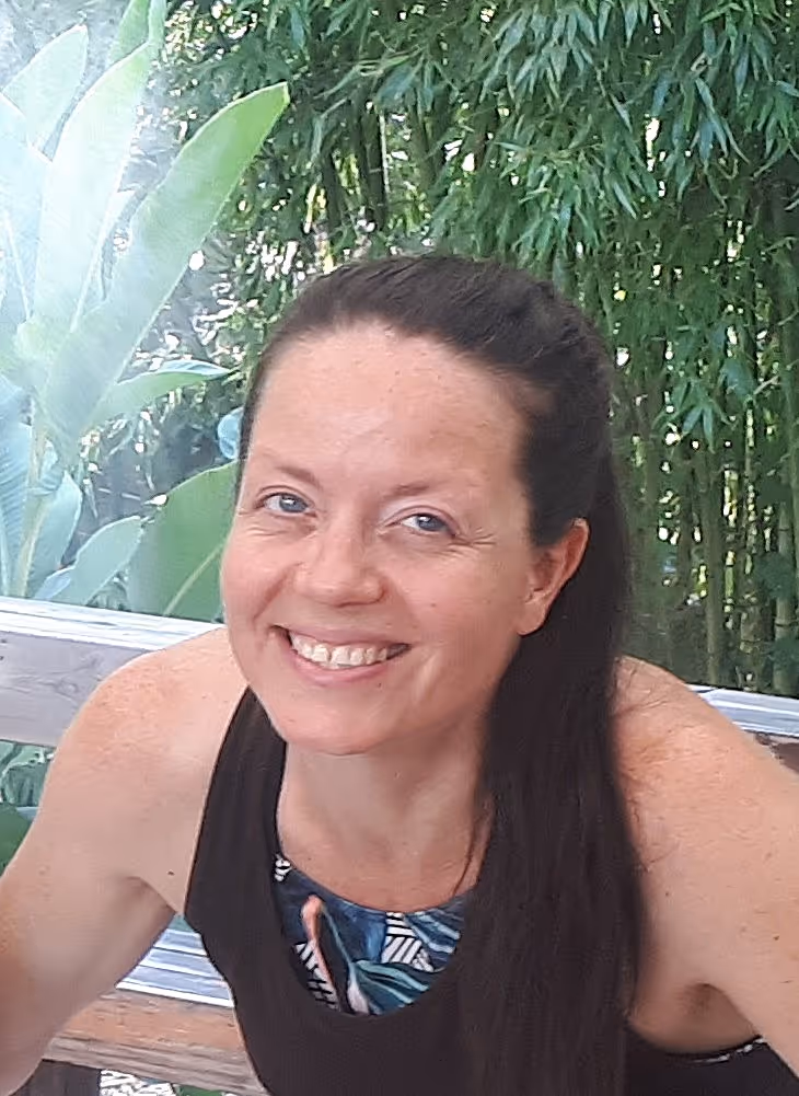 Laurène Momont, membre de l'équipe Le Lieu Utile chargée de la biodiversité