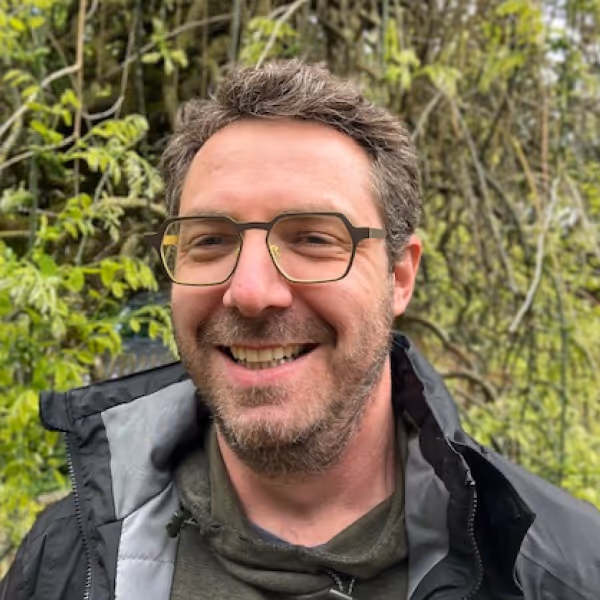 Antoine Pellé, cuisinier et animateur pédagogique à l'école Le Lieu Utile