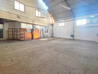 Nave industrial en venta en Cullera (Valencia)